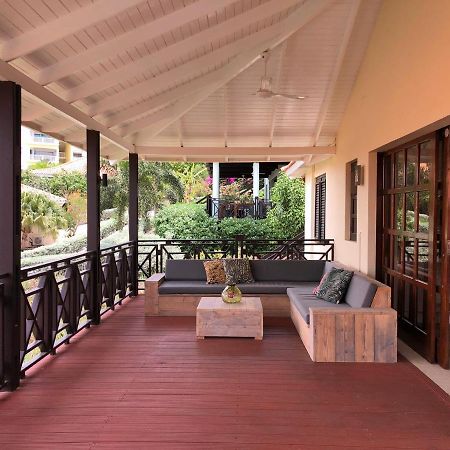 Villa At The Beach, Blue Bay Golf & Beach Resort Esterno foto